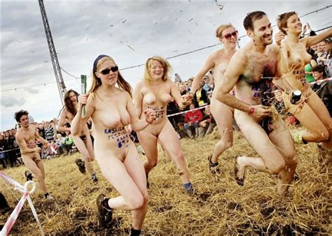 PUBLIC NUDITY PROJECT Roskilde Festival 2007 Denmark