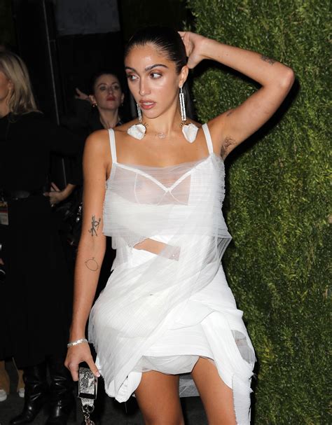 Lourdes Leon Follows In Madonnas Footsteps With A Feminist Show Of