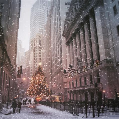 Oh White Christmas At Wall Street By Vivienne Gucwa Nyc Christmas