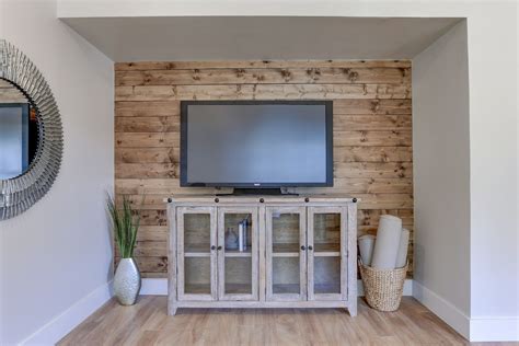 Wood Accent Wall Diy 1x6 White Pinecommon Board From Home Depot