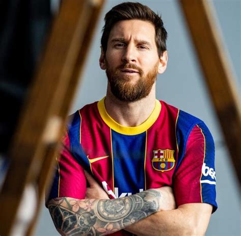 Lionel Messi In Barcelonas New Kit Is The Best Thing Youd See Today