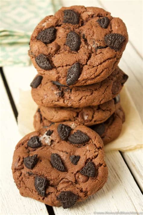 Chocolate Oreo Cookies Recipe - Moms & Munchkins