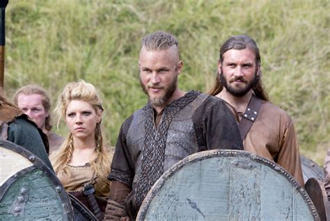 Ragnars Not Quite Dead Yet In Sundays Episode Of Vikings