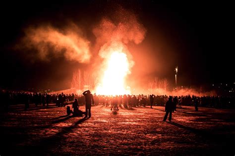 New Years Eve Bonfire Tour From Reykjavik Tourist Journey