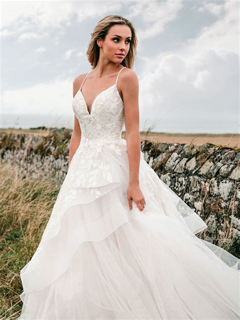 9721 Allure Bridals Wedding Gowns At Lisas Bridal