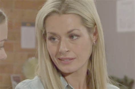 Dee Bliss To Make Shock Return To Neighbours Daily Star