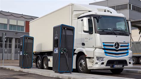 Actualit S Daimler Trucks Le Mobility Group Lance Une Initiative