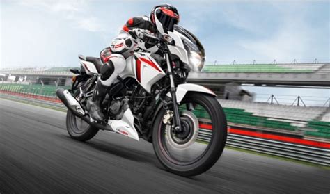 Besides minor decal changes and inclusion of abs, it hadn't received any major changes for a long time. TVS Apache RTR 160 BS6 - test drive guru