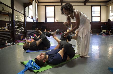Afro Flow Yoga Dances Into Diversity The Artery
