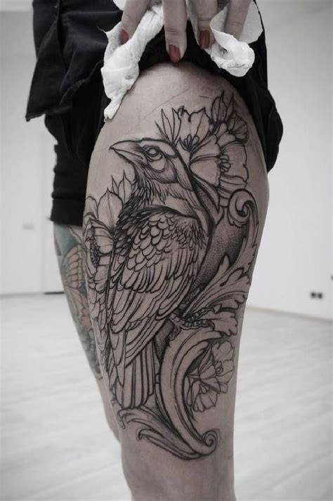 40 Amazing Raven Tattoos Tatueringsidéer Kroppskonst