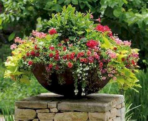 40 Beautiful Container Flower Garden Ideas Gardenideazcom