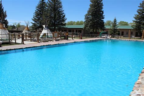 Mineral Hot Springs At Saratoga Hot Springs Resort Wyoming