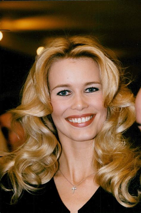 Timeless Beauty Claudia Schiffer Beauty Cool Hairstyles Claudia