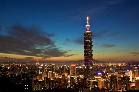The taipei 101 tower is the coolest attraction in taipei city. Una mirada profética al futuro de Taiwan | Buenas Nuevas