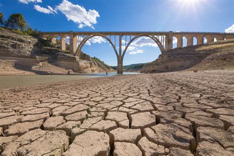 Clima en guadalajara con el estado del tiempo a 14 días. SPAIN'S GOVERNMENT DECLARES CLIMATE EMERGENCY