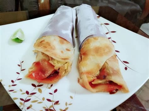 Kolkata Style Egg Roll Recipe The Masala Route