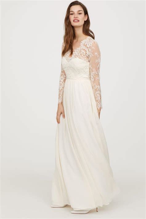 Articoli usati della categoria h&m (designers collection for h&m) vestiti in qualità autenticata. H&M lance une collection mariage à petit prix