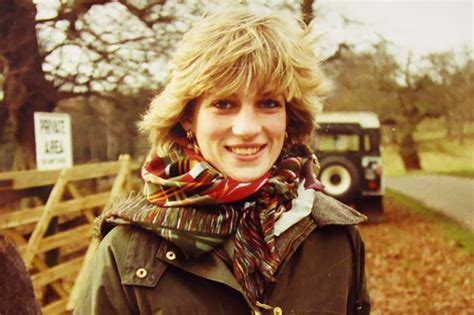 18 Rare Photos Of Princess Diana That Youve Probably Never Seen