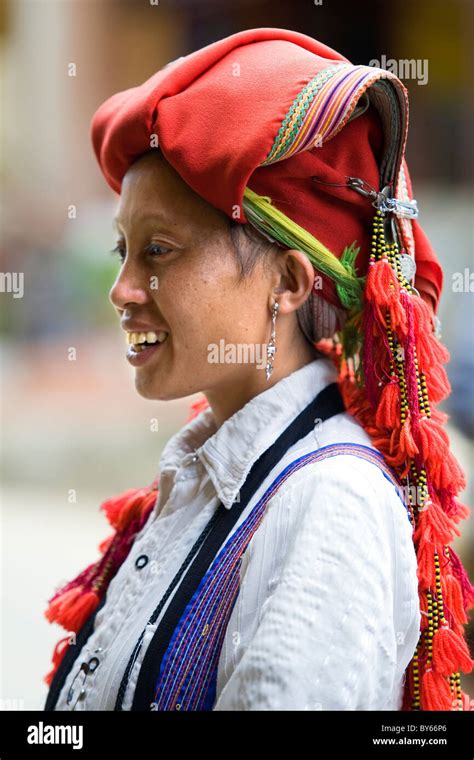 Red Dzao Ethnic Woman With Headdress Stock Photo Alamy