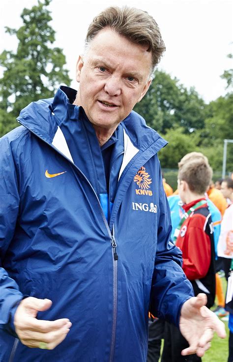 So lets enjoy of his greatest moments one more time!ignor. Louis van Gaal - Wikipedia