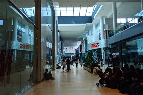 ► shops at yorkdale mall‎ (4 c, 14 f). Yorkdale Mall lost power and it almost felt like the ...