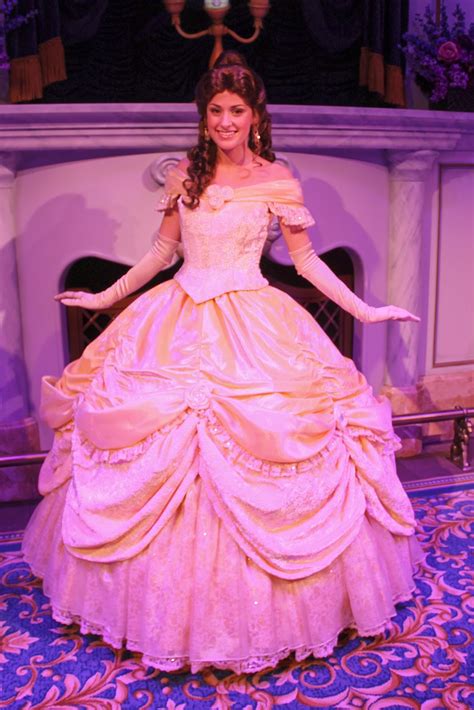 Unofficial Disney Character Hunting Guide Belle S New Look Debuts At Magic Kingdom