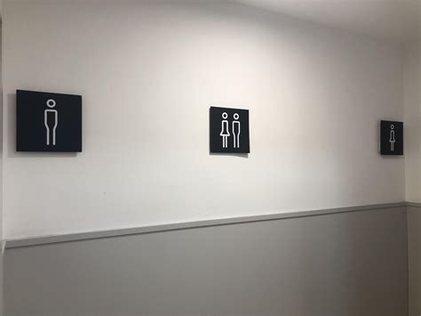 Confusing Public Bathroom Signs Why Even Have The Middle Sign