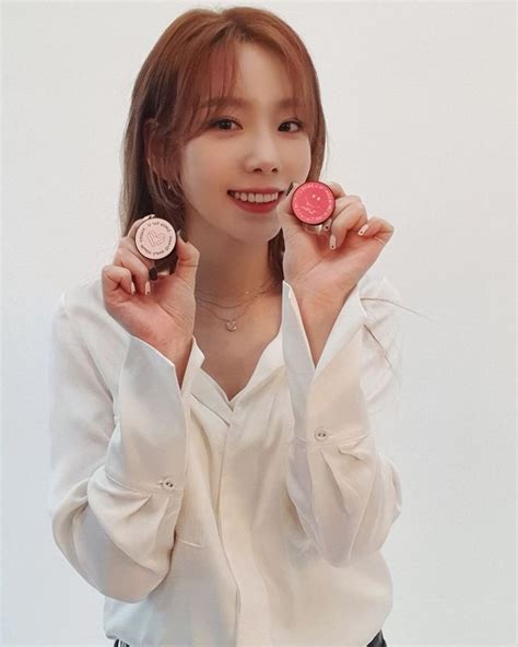 🦋kim Taeyeon 김태연 On Instagram “[update] Taeyeon ‘smile’ Campaign —— Donate ₩17 000 Or Above