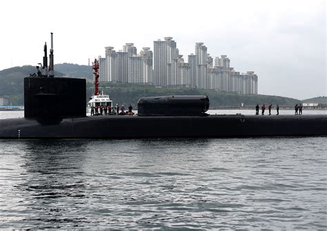 Submarino Nuclear De Eu Llega A Surcorea Para Maniobras Militares