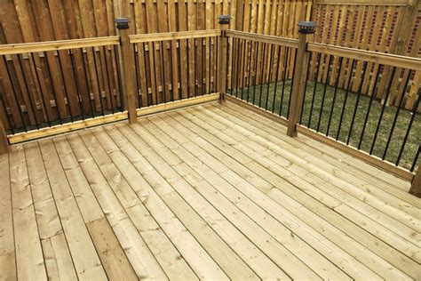 Wood And Composite Decking Pros And Cons