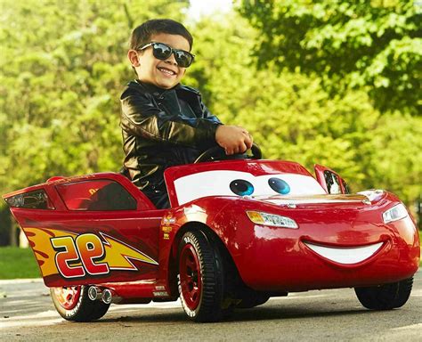 Disney Pixar Lightning Mcqueen Cars 6 Volt Battery Powered Ride On