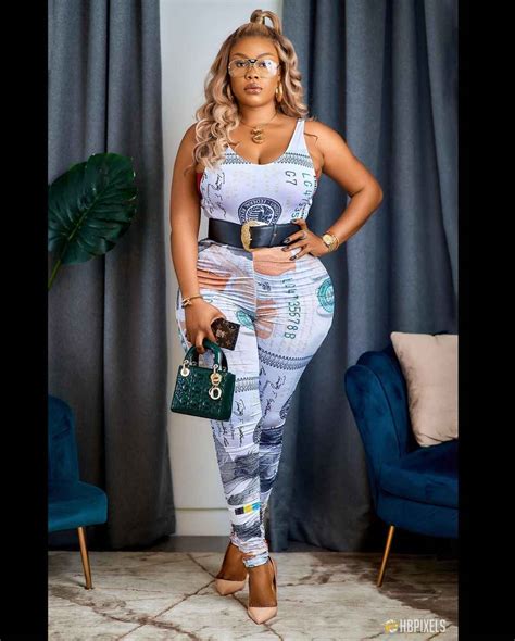 Photos Actress Daniella Okeke Flaunts Her Big Assets For Darling Fans To Behold Gistmania