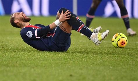 Football Neymar Et Les Blessures Au Psg Une Terrible Rengaine Sport