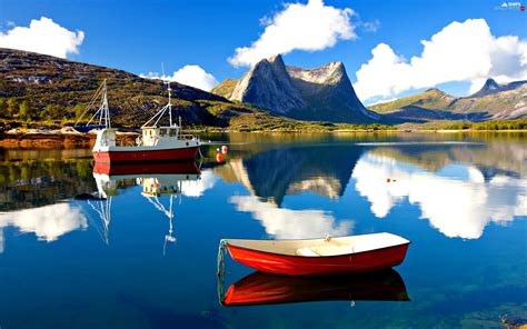 Boats Reflection Clouds Lake Mountains Ships Wallpapers 2560x1600