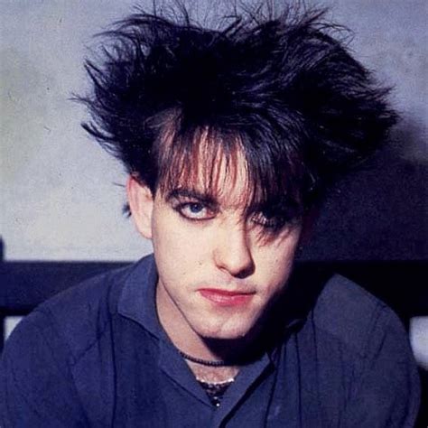 Classify English Singer And Musician Robert Smith The Cure