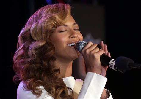 Beyonce Sings National Anthem Live At Super Bowl Press Conference