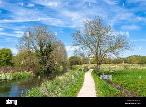 River Itchen At Twyford In Hampshire Stock Photo Alamy
