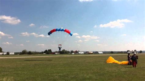 Tandem Skydive Landing Youtube
