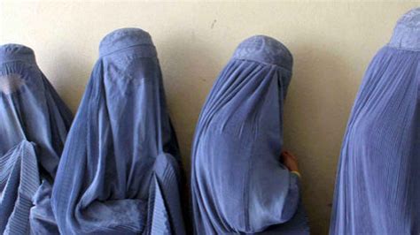 El Tribunal De Ddhh Avala Prohibir El Burka Y El Niqab En Espacios Públicos