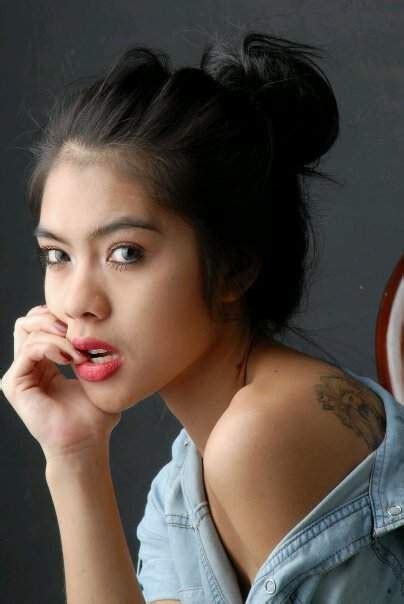 Farah Dibha Indonesian Sexy Model ~ Foto Artis Cewek Cantik Perawan