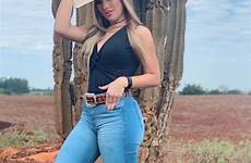 vaquera cowgirl vaqueras cowboy mulheres cowgirls vestimenta vaqueros tight botas vaquejada rodeo loira