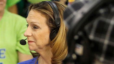 Espns Beth Mowins To Make History As Play By Play Announcer For An Nfl