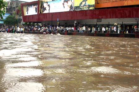 Heavy rains lash mumbai, people in low lying areas evacuated. Sujith: Defining moment of 2005 - Mumbai Rains
