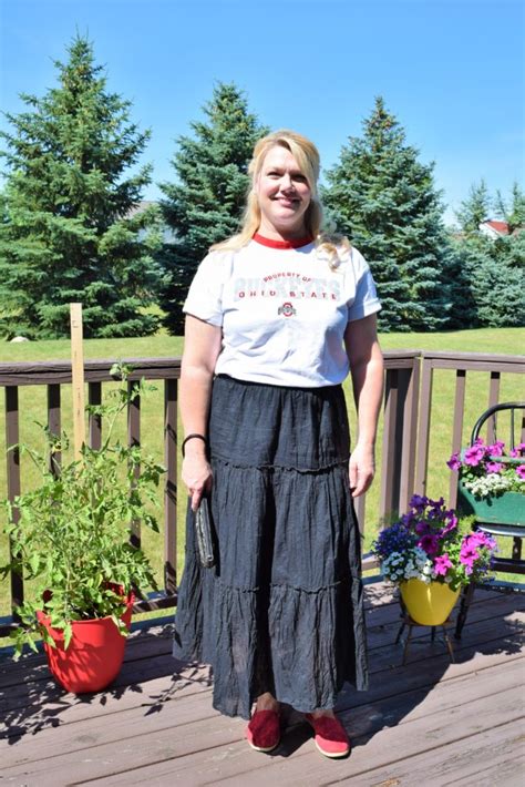 How To Style A Graphic Tee With A Skirt Modest Blondie