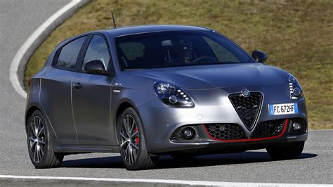 Alfa Romeo Giulietta Veloce 2016 Wallpapers And Hd Images Car Pixel