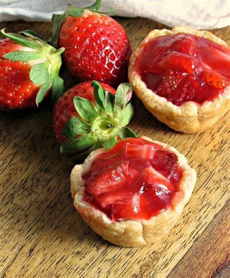 Mini Strawberry Pies ~ Just 5 Ingredients ~ A Gouda Life
