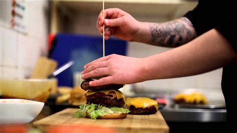 restauranter creates britain s tallest burger youtube