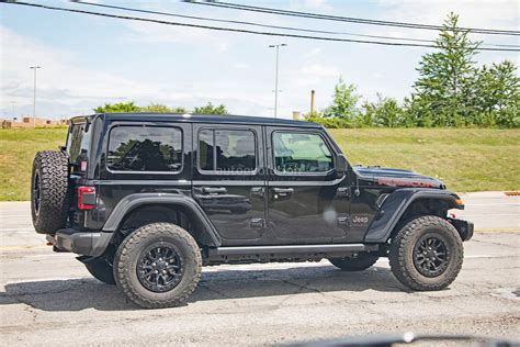 Jeep teases 392 hemi v8 wrangler / gladiator! 2021 Jeep Wrangler 392 HEMI V8 Prototype Shows BFG T/A KO2 All-Terrain Tires - autoevolution