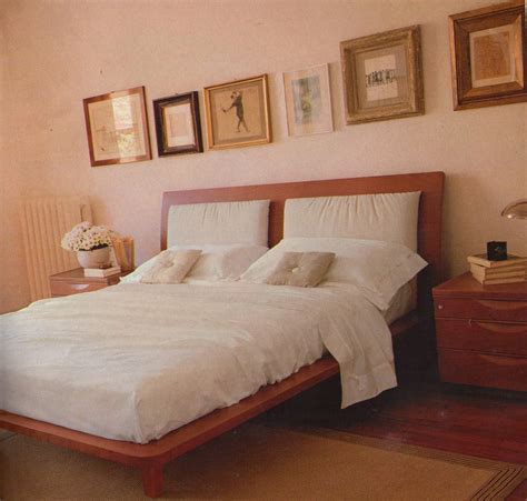 Cuscino testiera per letto tortora ideale per un letto in stile shabby. Testiere Letto | Gommapiuma Italia