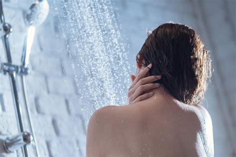 무료 이미지 거품 비누 빨래 튀는 샤워 손 아시아 사람 액체 위로 놀이 피부 관리 갈색 머리의 건강한 섹시한 낙 편하게 하다 즐겨 수건